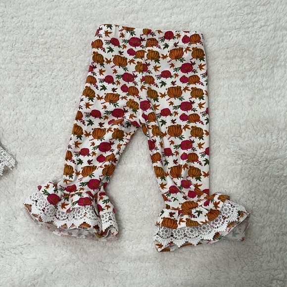 Rare Editions 18m matching embroidered set. Bell bottoms. Very cute details - Picture 10 of 11